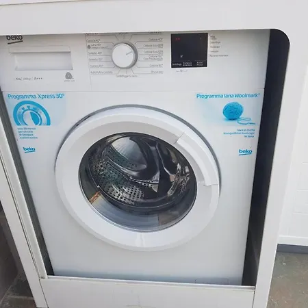 Daire Con Terrazzo Sul Mare E Discesa In A *