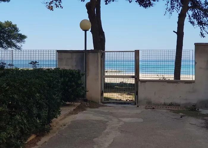 Con Terrazzo Sul Mare E Discesa In A Lägenhet Gallipolli
