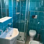 شقة Con Terrazzo Sul Mare E Discesa In A *
