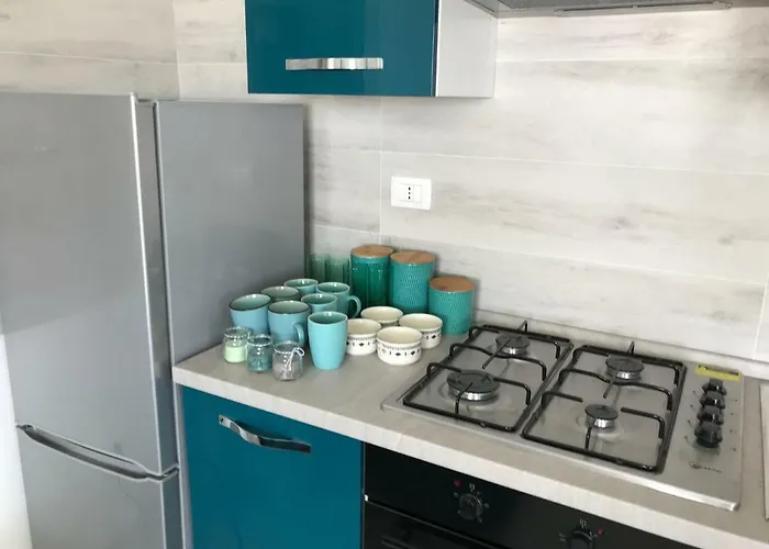 Con Terrazzo Sul Mare E Discesa In A דירה גאליפולי